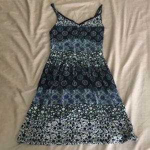 Blue patterned Hollister Dress
